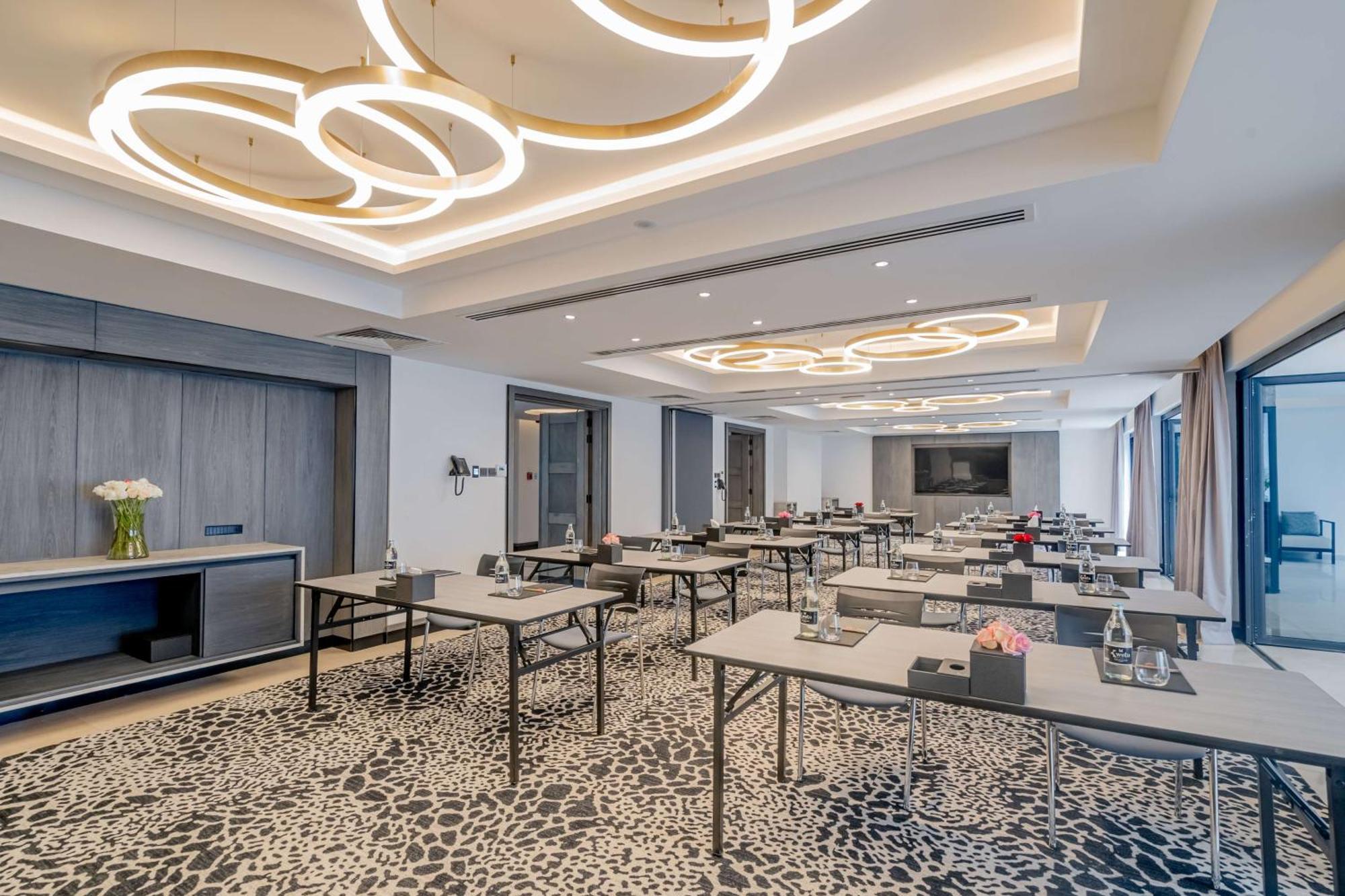 Kwetu Nairobi, Curio Collection By Hilton Hotel Exterior photo